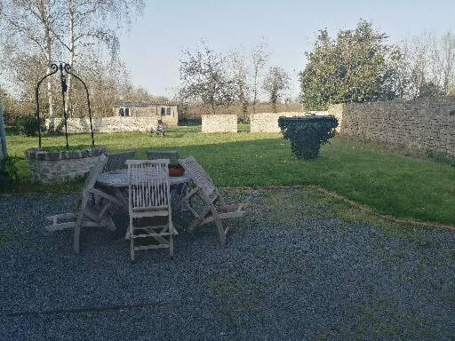 Cottage Du Marais Canchy  Extérieur photo